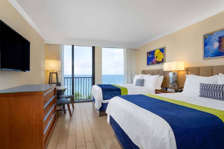Resort Deerfield Beach