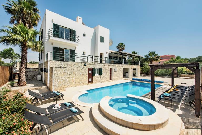 Villa Moncarapacho