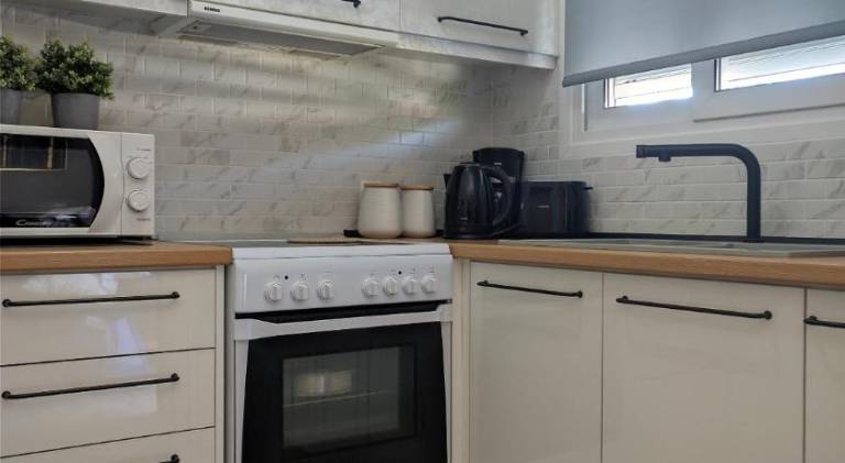 Nice rental apartment with garden, pool & grill | Pets allowed — photo 4