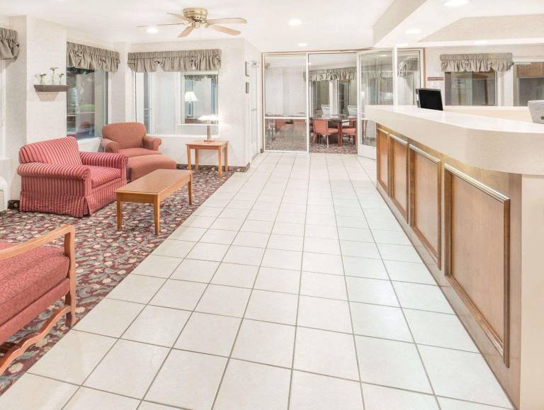 Quality Inn & Suites Willows — photo 4