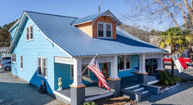 Island Guesthouse and Motel OBX in Manteo, NC