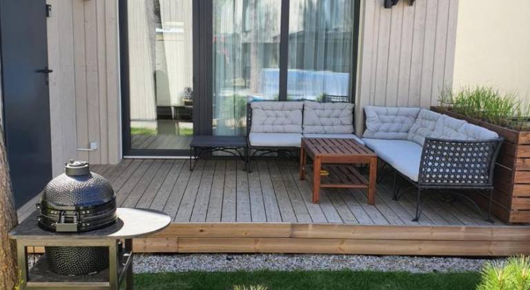 Holiday apartment with pool in Palanga