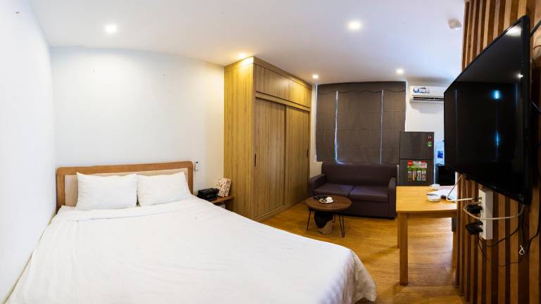 Long housing Japanese apartment on Linh Lang 32 — photo 2