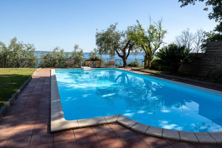 Family-friendly villa with yard, barbeque & private pool | Panoramic view | Dogs allowed — photo 5