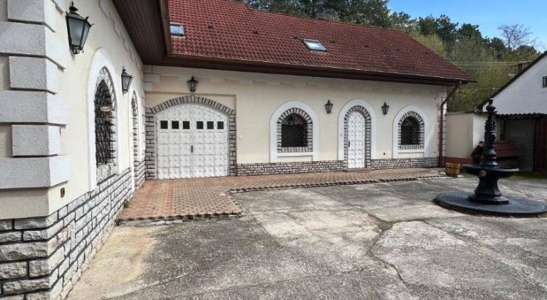 Veszpremvolgyi Kuria in Veszprem