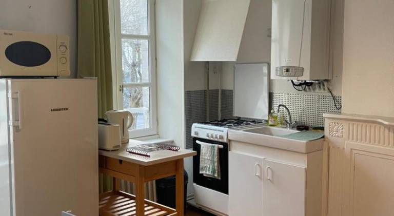 Lovely apartment | Beach nearby | Pets allowed in Granville