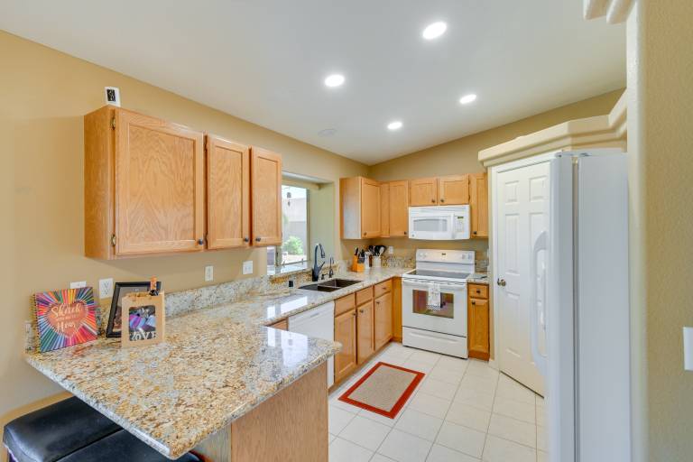 5 Mi to Beach & Golf: Lake Havasu City Home — photo 2