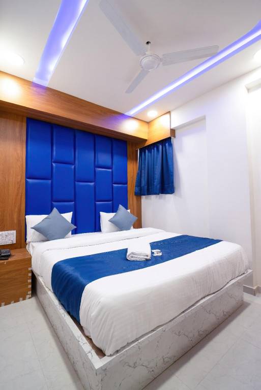 Hotel nest sky