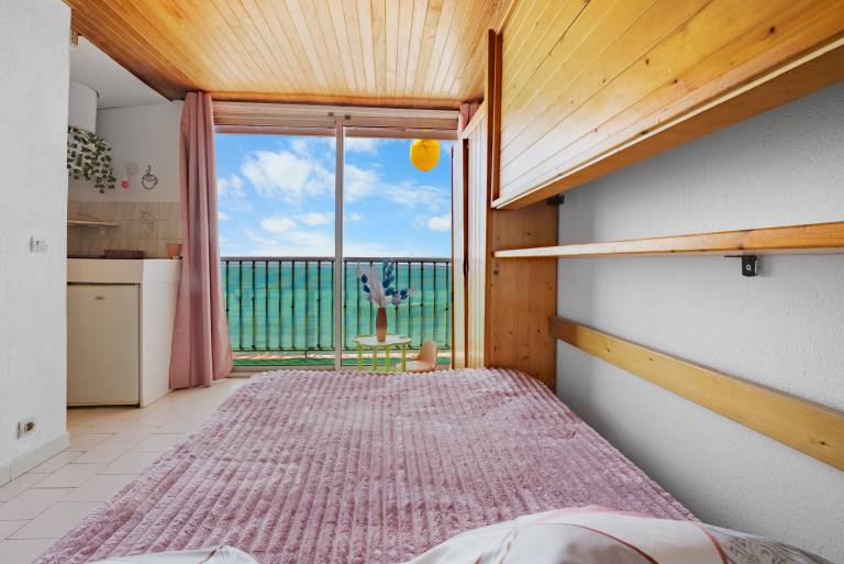 Cabanon "Jeux de boules 3" with Sea View — photo 3