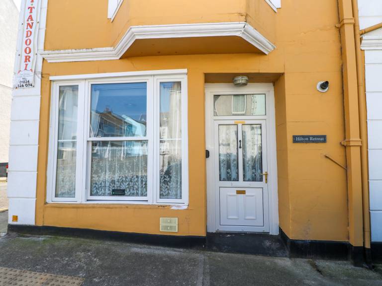 Cottage | Beach view in Tenby
