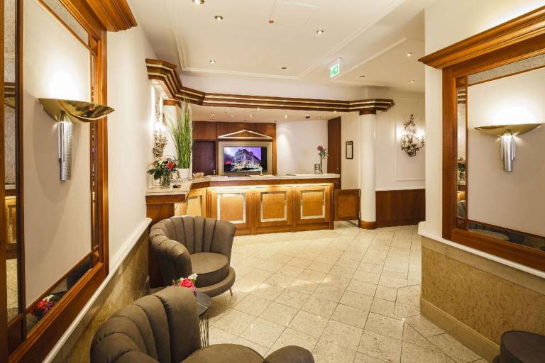 Star-Apart Hansa Hotel — photo 3