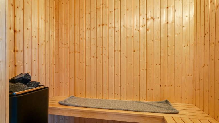 Child-friendly vacation home with garden, hot tub & sauna | Pets are welcome — photo 5