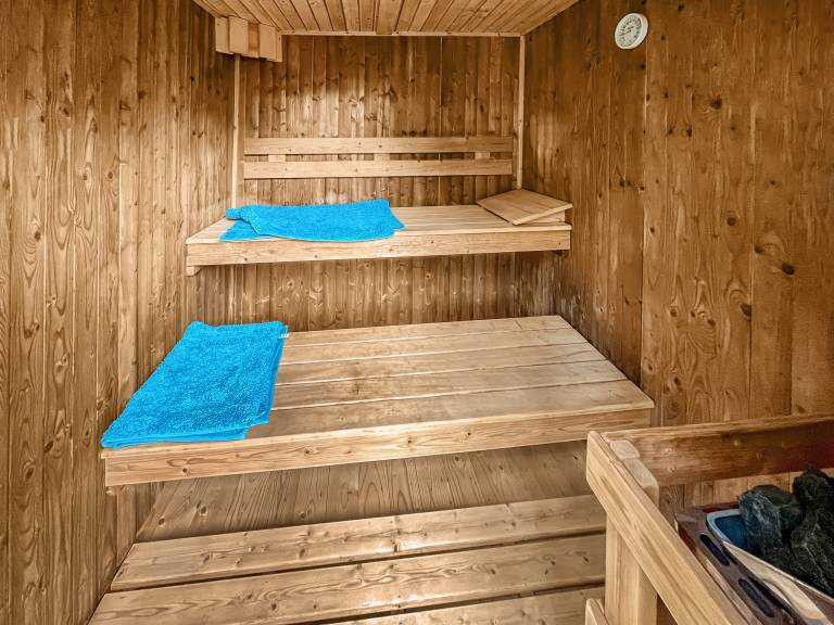 Child-friendly beautiful cottage with yard & sauna | River view | Pets are welcome — photo 3
