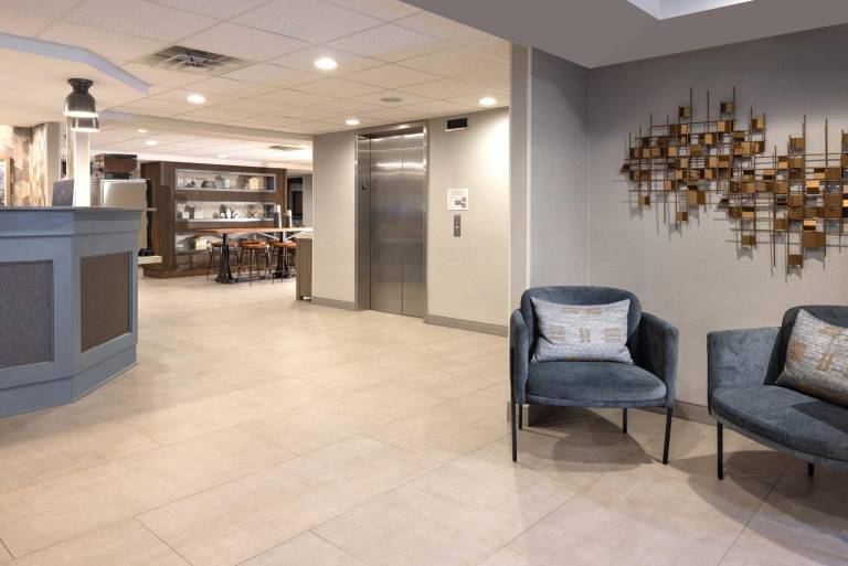 Holiday Inn Express South Burlington Downtown By IHG — photo 4