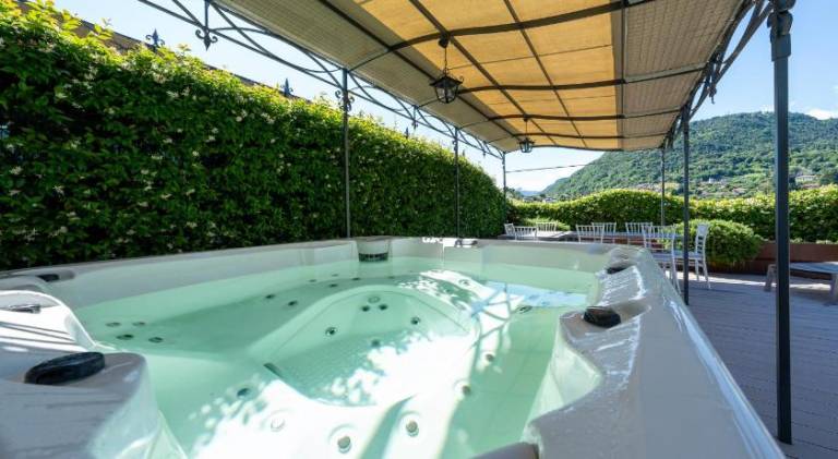 Rental apartment with pool & jacuzzi — photo 4