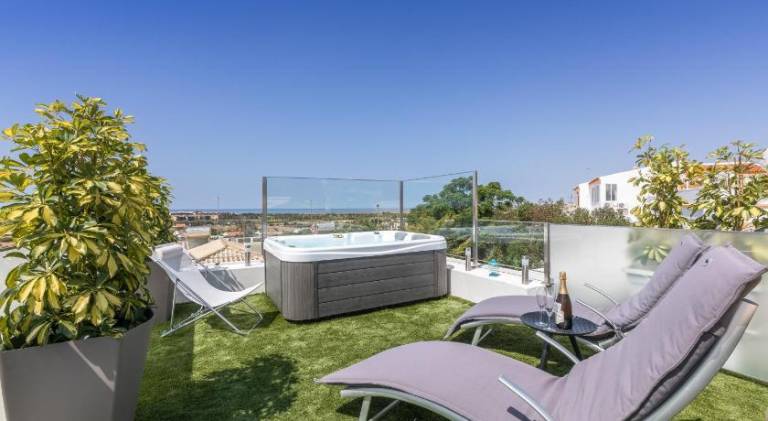Nice holiday apartment with hot tub & pool | Pets are welcome — photo 2