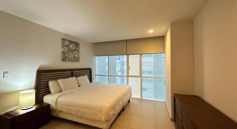 Apartment with pool in Mexico City