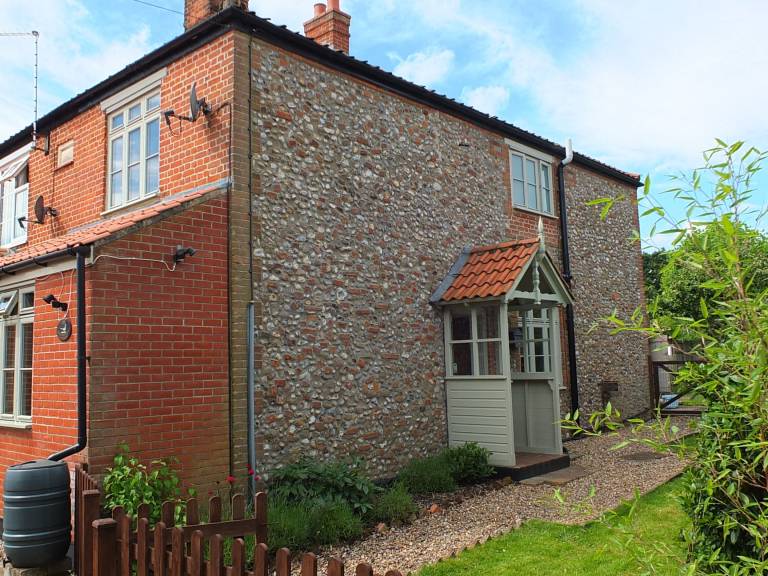 Cottage  Briston