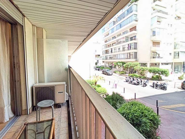 Holiday apartment with terrace — photo 5