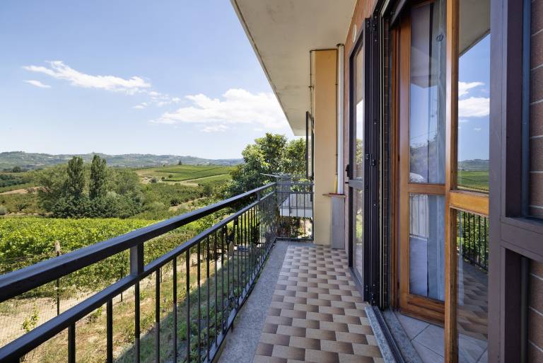 Apartment 'Carbone' with Private Terrace, Wi-Fi and Air Conditioning — photo 2