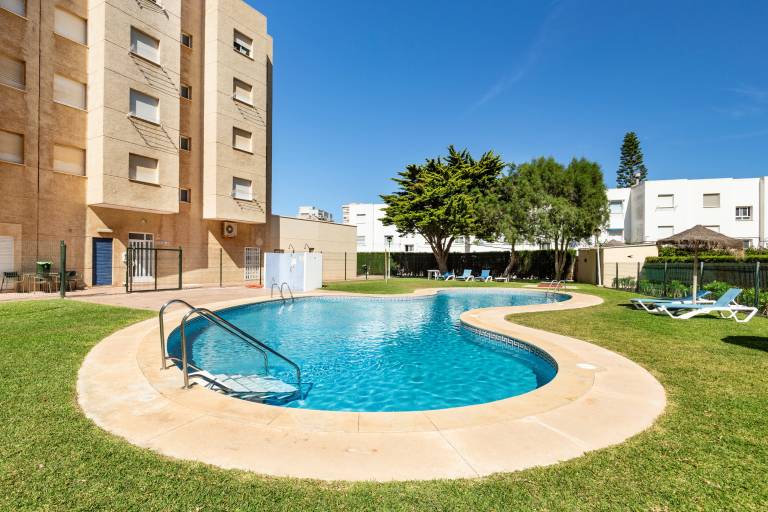 Apartment 'El Buen Sol' with Sea View, Shared Pool and Wi-Fi in Murcia