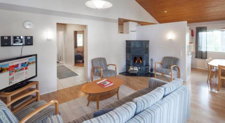 Rental apartment with sauna, terrace & hot tub — photo 4