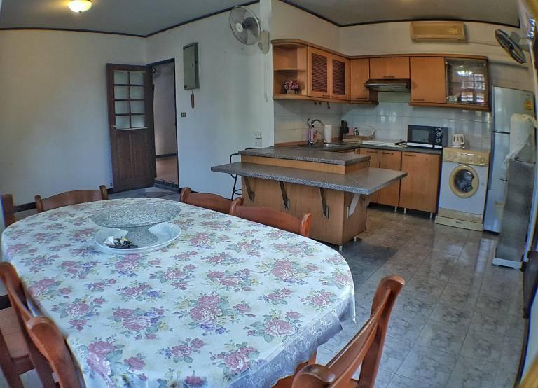 House with hot tub | Good for workation | Dogs allowed — photo 5