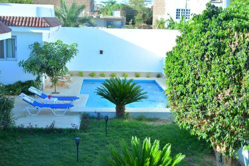 Villa  Al Bairat