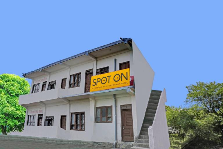 SPOT ON Friends Service Appartment