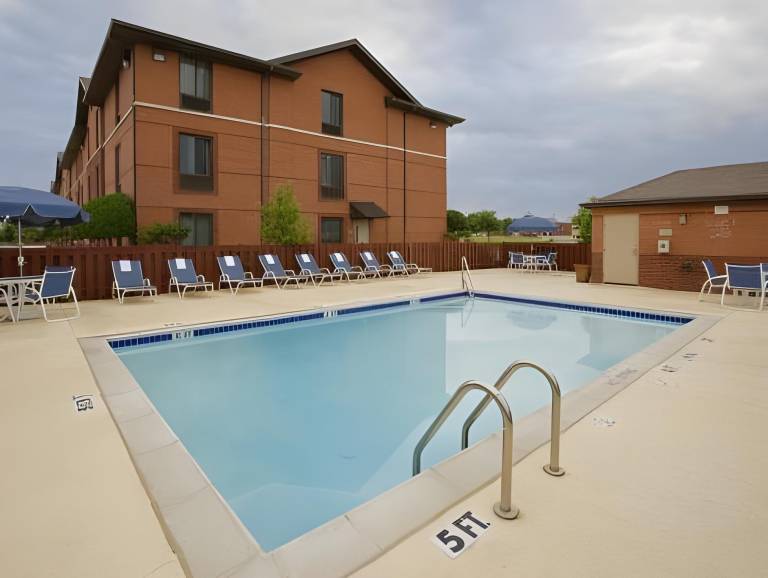 Extended Stay America Select Suites - Madison - Old Sauk Rd. — photo 2