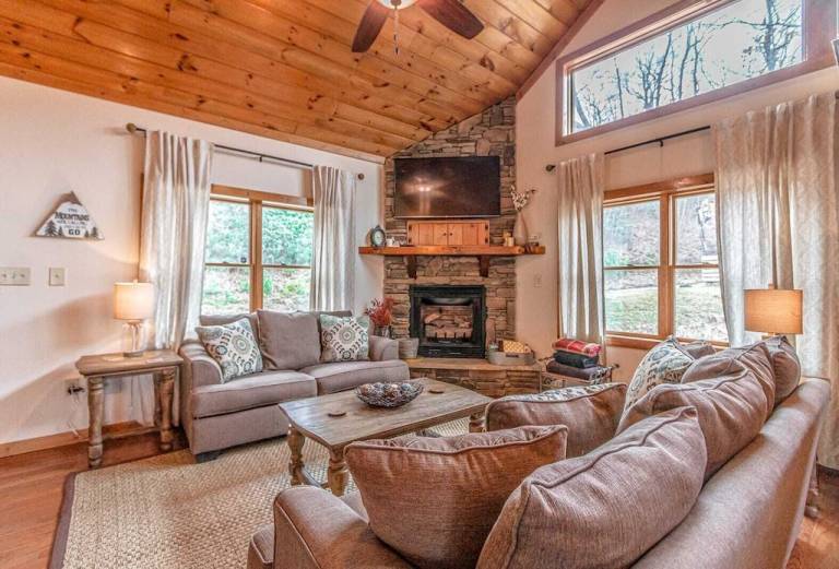Cabin Boone