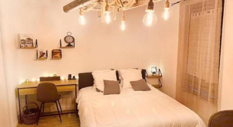 Apartment with 1 room for 2 persons in Chenove