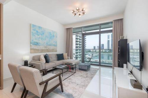 Apartment Emirates Hills