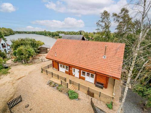 House  Pentney
