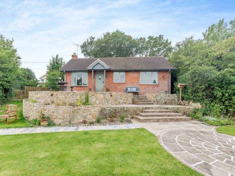 Cottage  Alberbury with Cardeston
