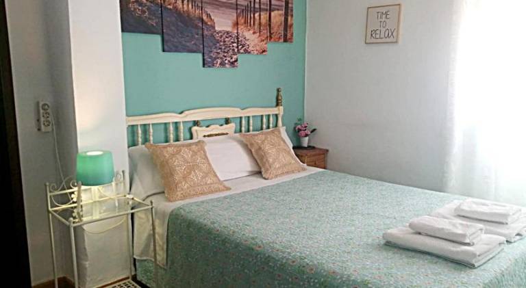 Apartment with 2 rooms for 4 persons in Seville