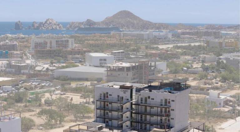 Rental apartment with pool in Cabo San Lucas