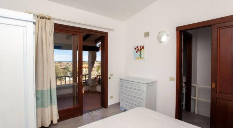 Vacation home with patio in San Teodoro