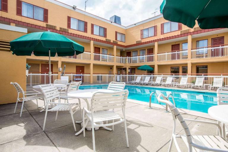 Quality Inn Colchester - Burlington — photo 3