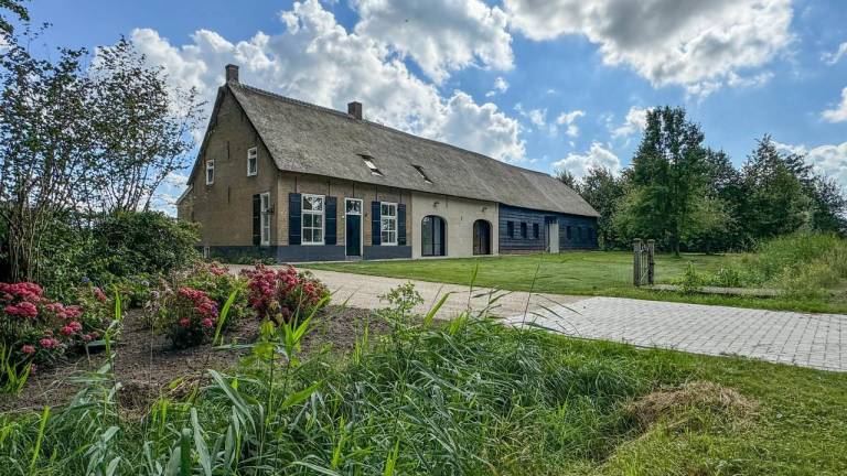 170 m&sup2; Ferienhaus