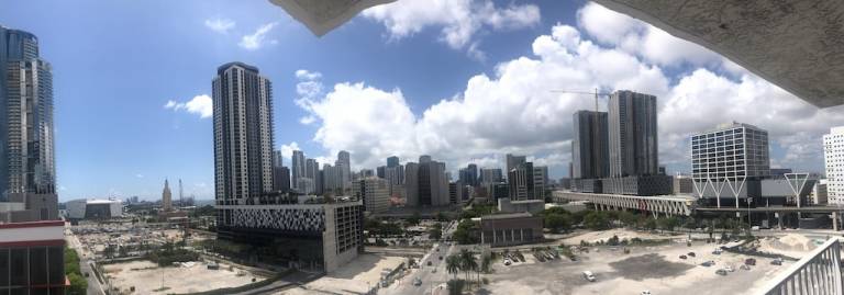 Hus Downtown Miami