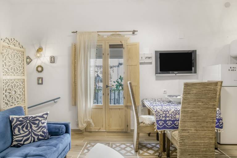 Holiday Home 'Casa Bohemia' with Lake Views, Shared Terrace and Air Conditioning — photo 3