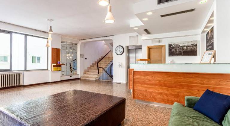 Serviced apartment with terrace — photo 5
