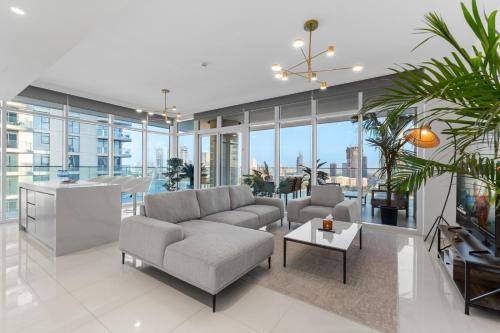Apartment Emirates Hills