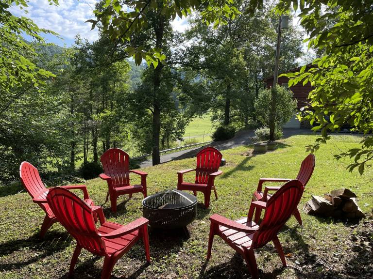 Breaks Interstate Park Lodging from 209 HomeToGo