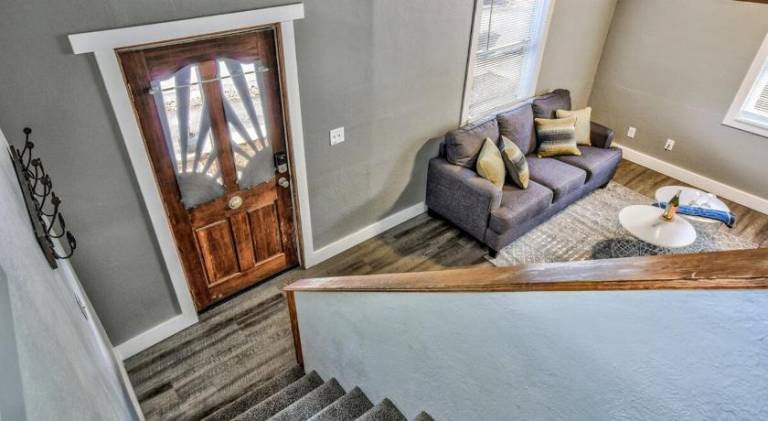 House | Suitable for remote work | Pets allowed — photo 3