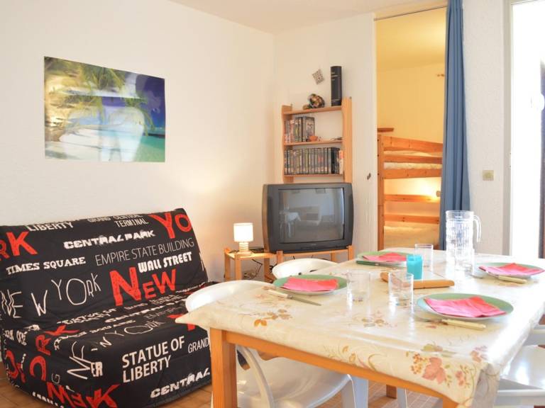 Studio with 1 room for 4 persons — photo 2