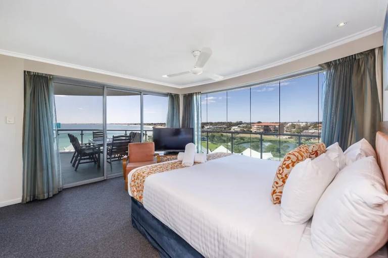 Condo Mandurah