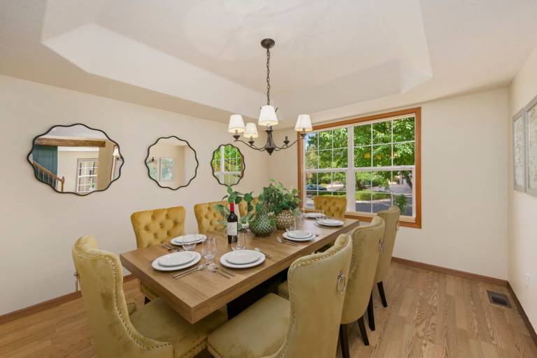 2765 27th CT SW — photo 3