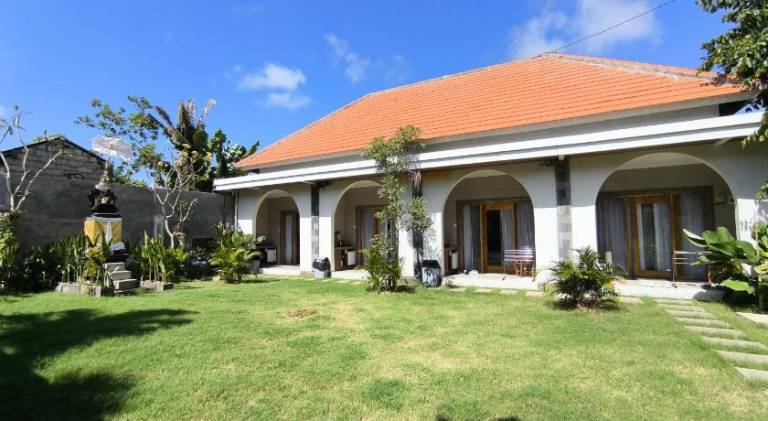 KENZIE GUEST HOUSE Uluwatu in Pecatu